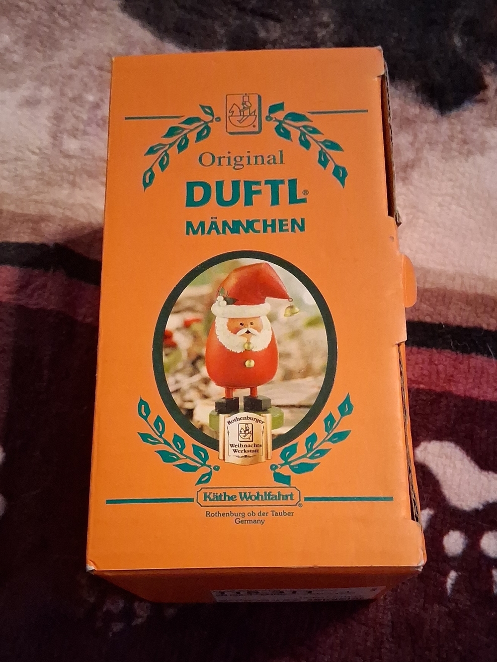 Original Männchen Holiday Fragrance Figurine — Orange
